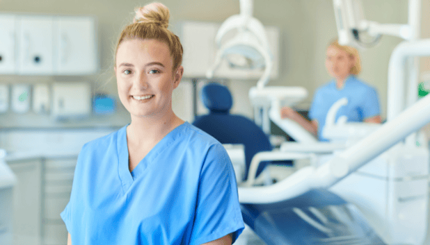 6 Must-Have Dental Software Features to Streamline Your Clinic