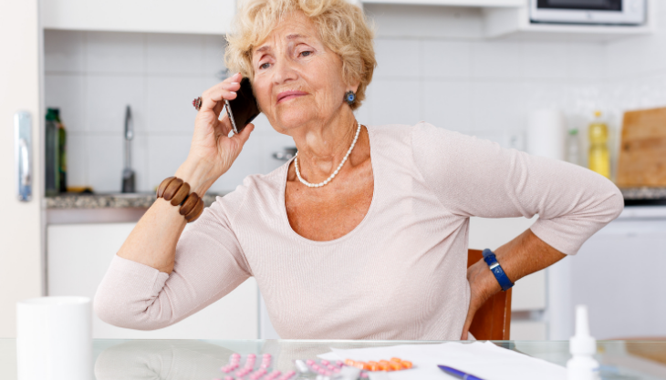 Patient Calling Her Doctor, Which That Doctor Can Track with Call Integration in their EHR